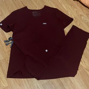 Maroon Figs XS